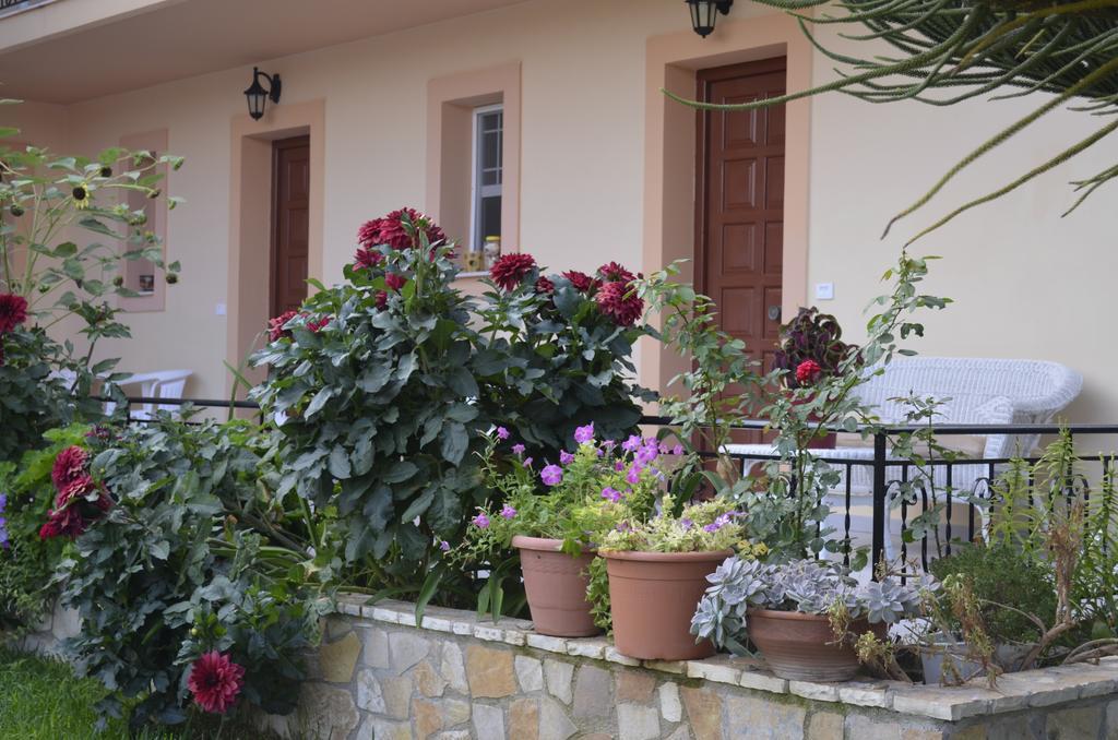 Lefki Studios Lakíthra Buitenkant foto
