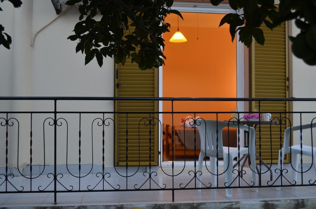 Lefki Studios Lakíthra Buitenkant foto